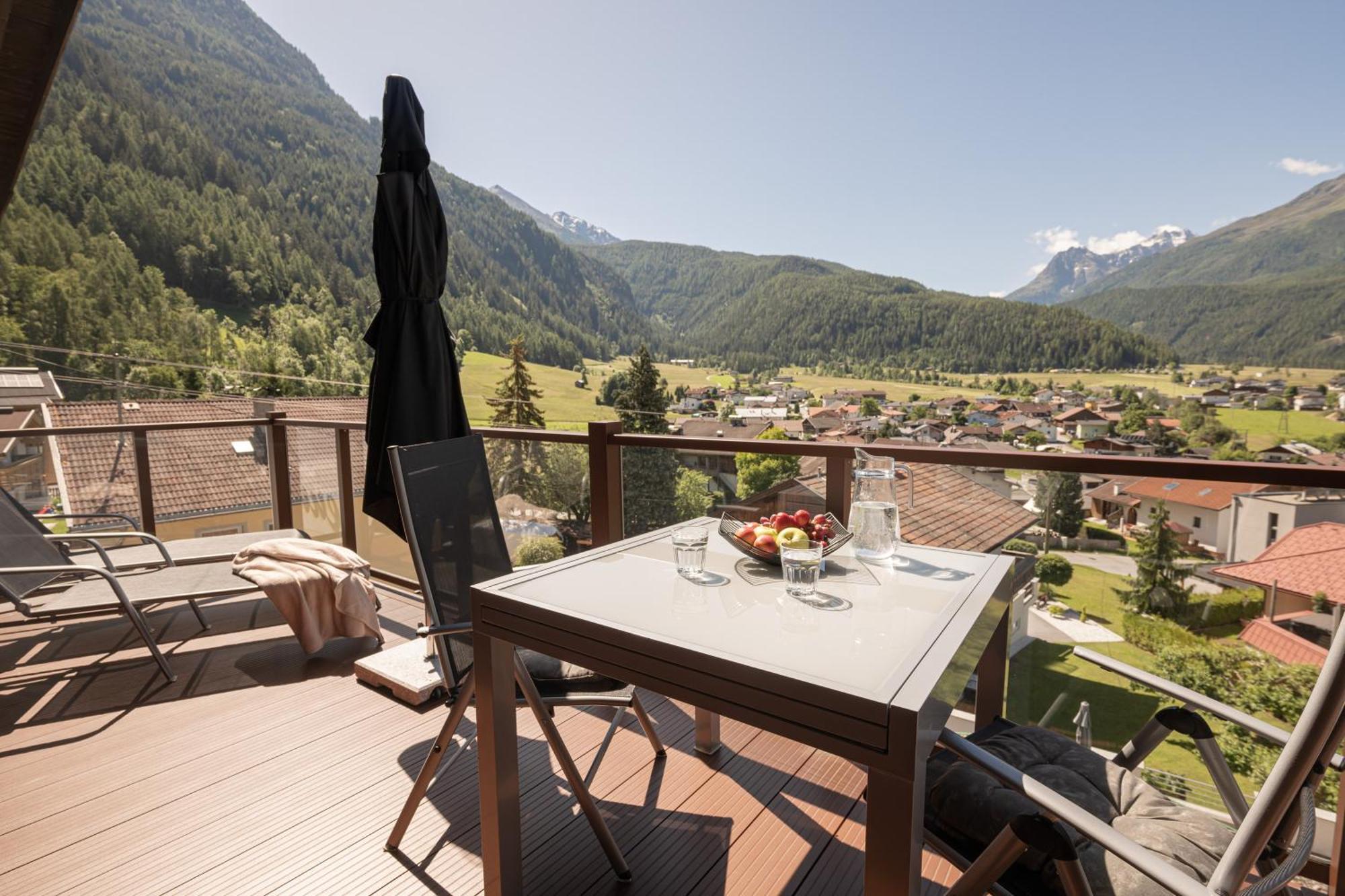 Senner Appartements Umhausen Kültér fotó