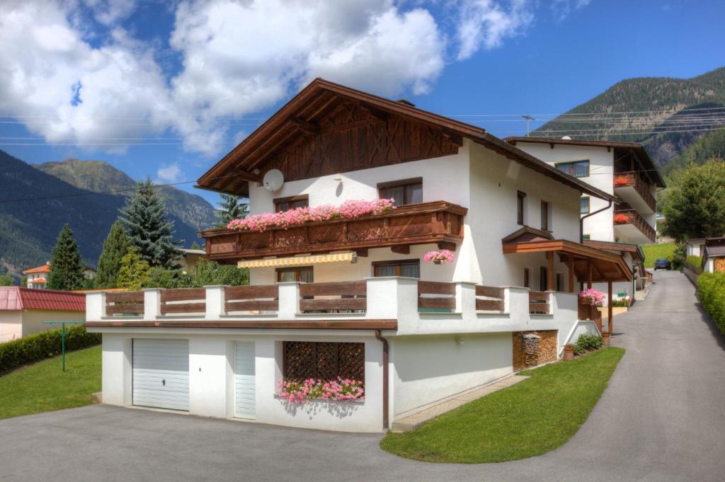 Senner Appartements Umhausen Kültér fotó